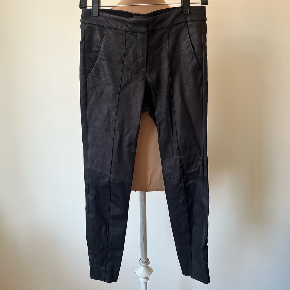 ALC Black Lamb Leather Gold Zipper Ankle Length Mid Rise Skinny Pants EUC Size 4